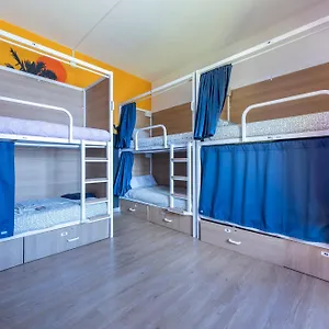 Hostal The Macarena Lagos